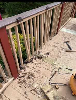 Deck Staining Services in Massapequa Park, NY (1)