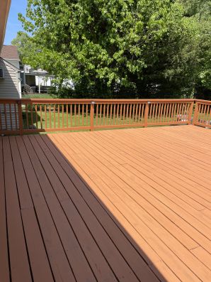 Deck Staining Services in Massapequa, NY (2)